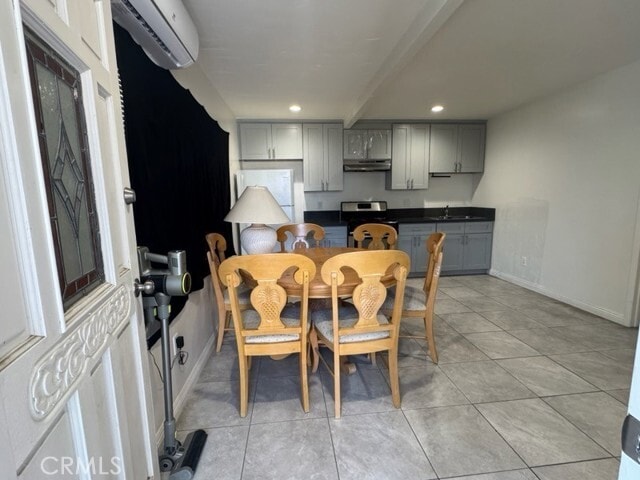 Building Photo - 943 Montecito Dr