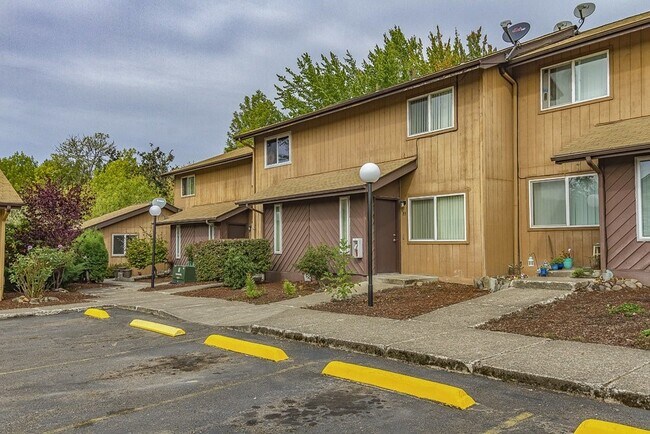 Building Photo - 501 N Moss St