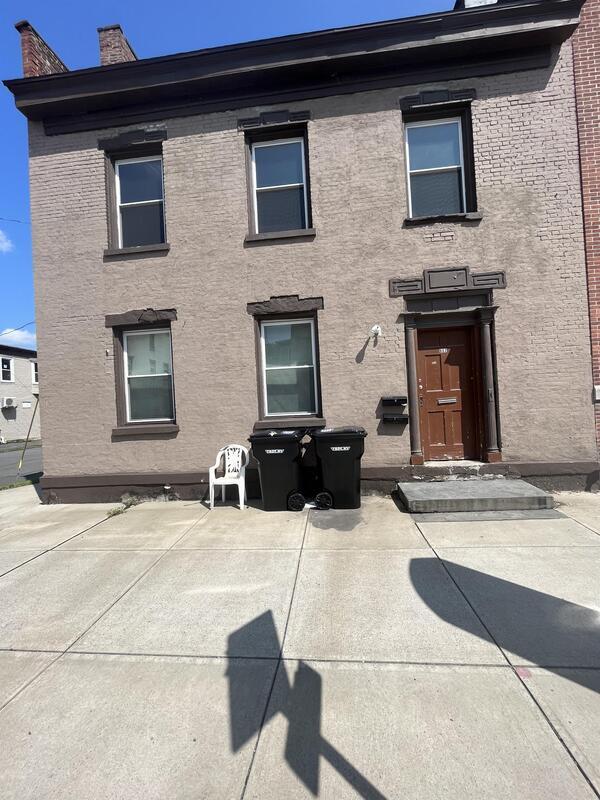 Building Photo - 662 Second Avenue Apt 4
