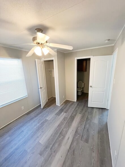 Building Photo - 110 N Michigan St