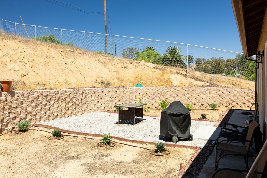 Building Photo - 29365 Kalina Ave