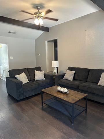 Building Photo - 627 S Walnut Creek Dr