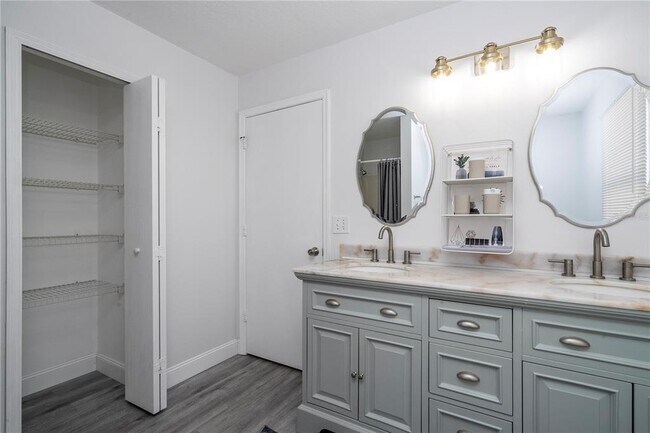 Building Photo - 50989 US-27