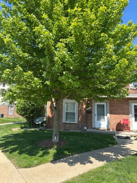 Building Photo - 28331 Greenbriar Way