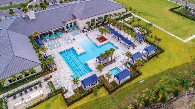 Building Photo - 4950 Sienna Isles Ave