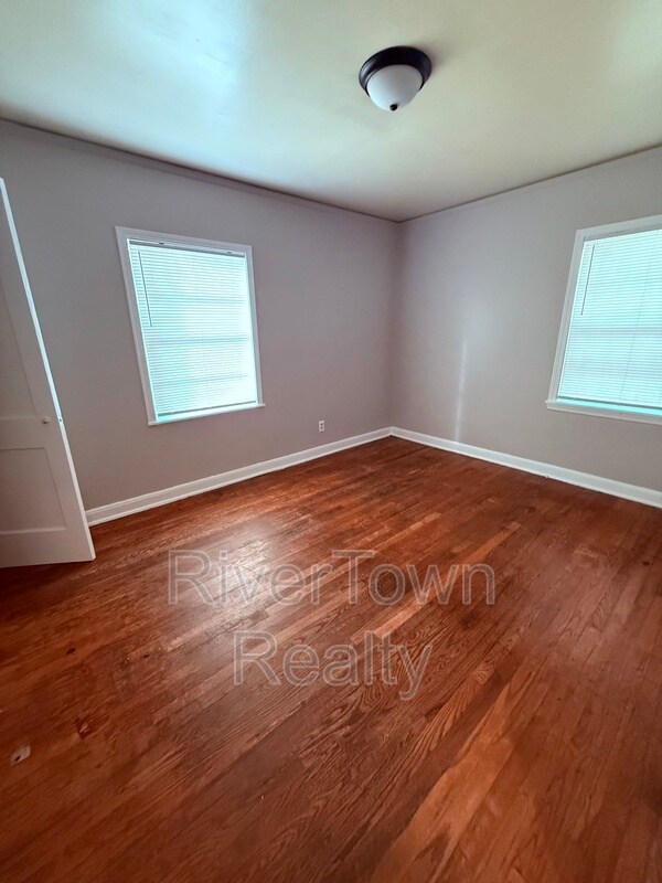 Building Photo - 3518 Hendricks Ave