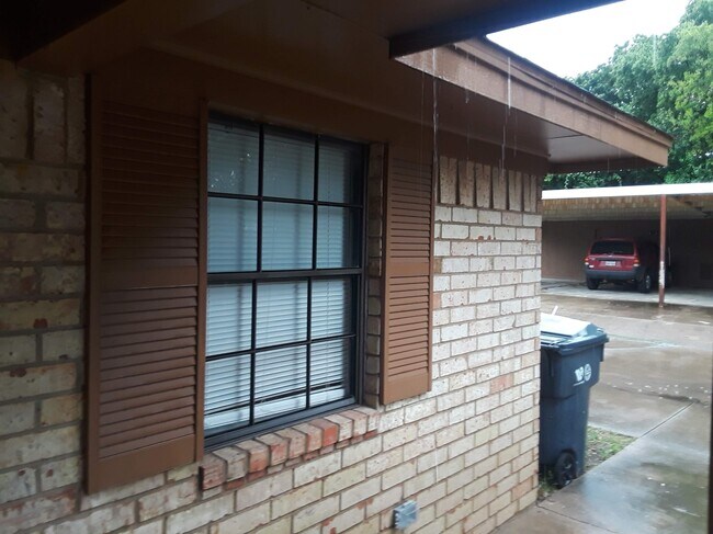 Building Photo - 3017 McFerrin Ave