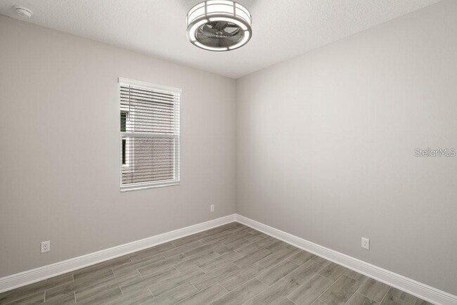 Building Photo - 16049 Sonoma Grv Cir