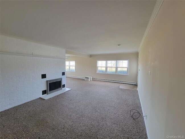 Building Photo - 475 NY-25A