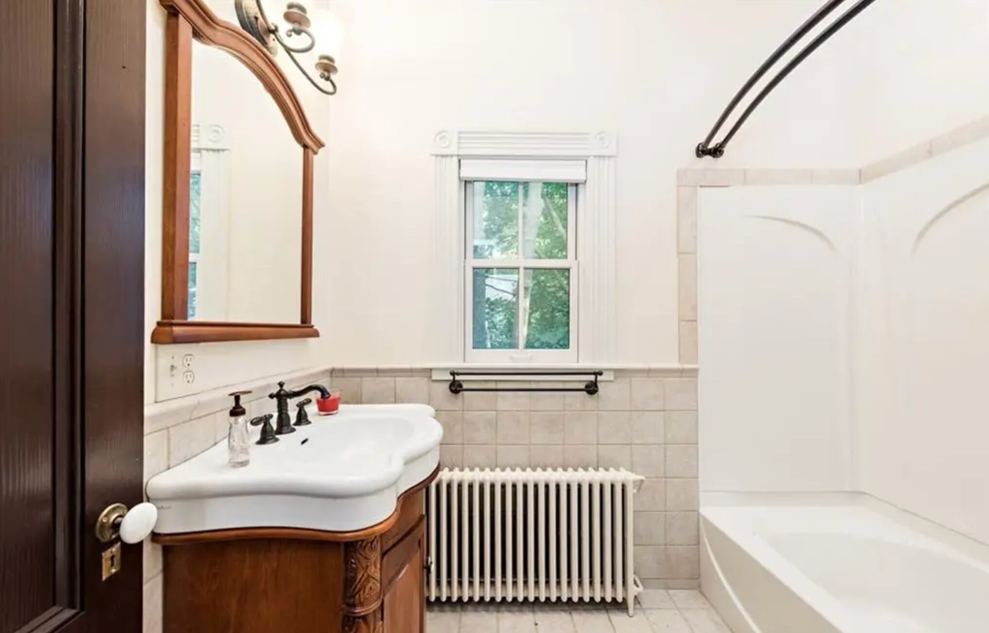 Building Photo - 17 Lincoln St