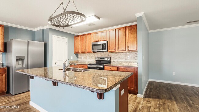 Building Photo - 3214 Caitlin St