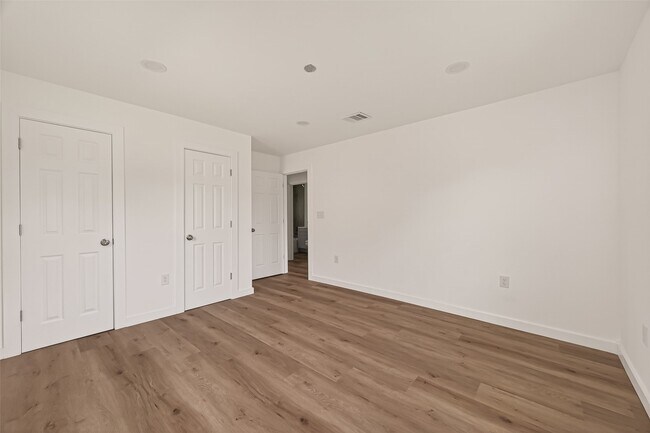 Building Photo - 3922 Alsace St