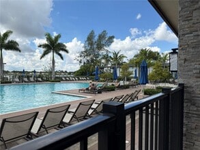 Building Photo - 607 NE 208th Terrace