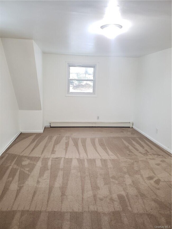 Building Photo - 51 Hillandale Ave