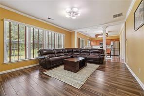 Building Photo - 8965 Friarbridge Dr