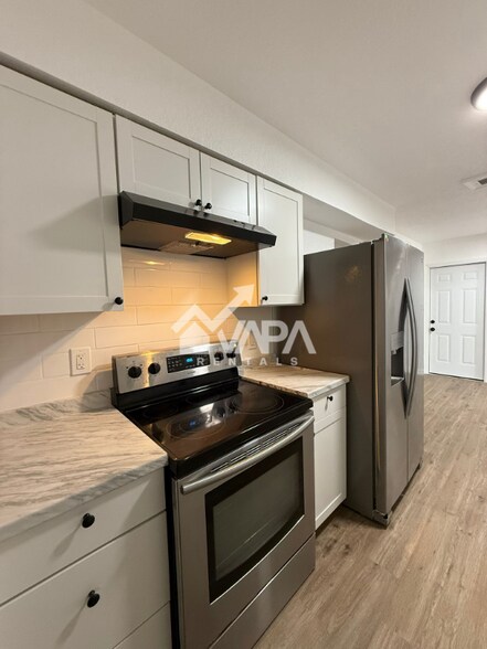 Building Photo - 507 Stockton Dr