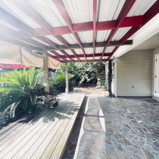 Building Photo - 3bedroom in Fort Walton