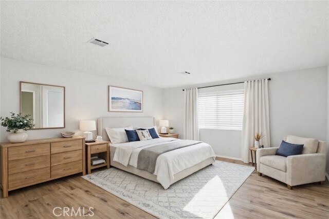 Building Photo - 53755 Avenida Diaz