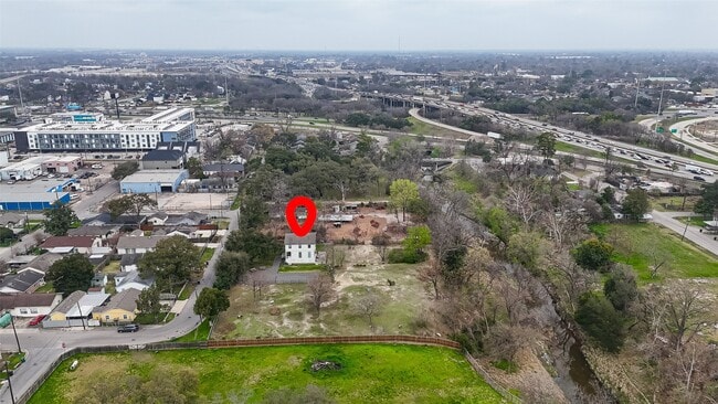 Building Photo - 1808 Tabor St