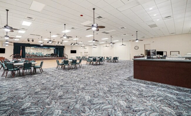 Building Photo - 1700 Pine Valley Dr