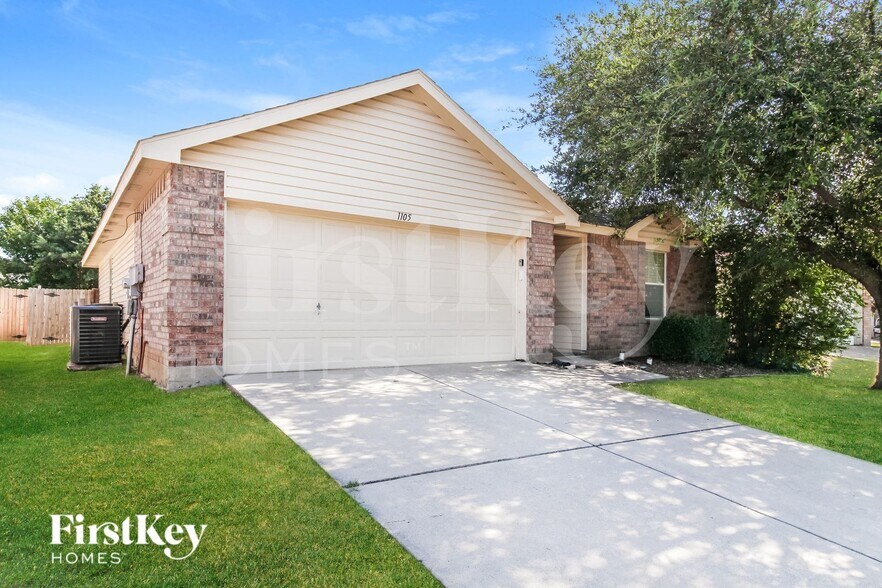 Building Photo - 1105 Eagle Claw Dr