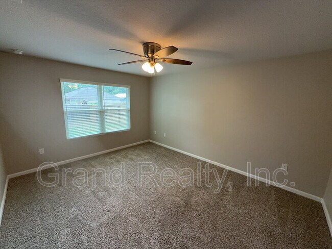 Building Photo - 4407 White Cedar Ct