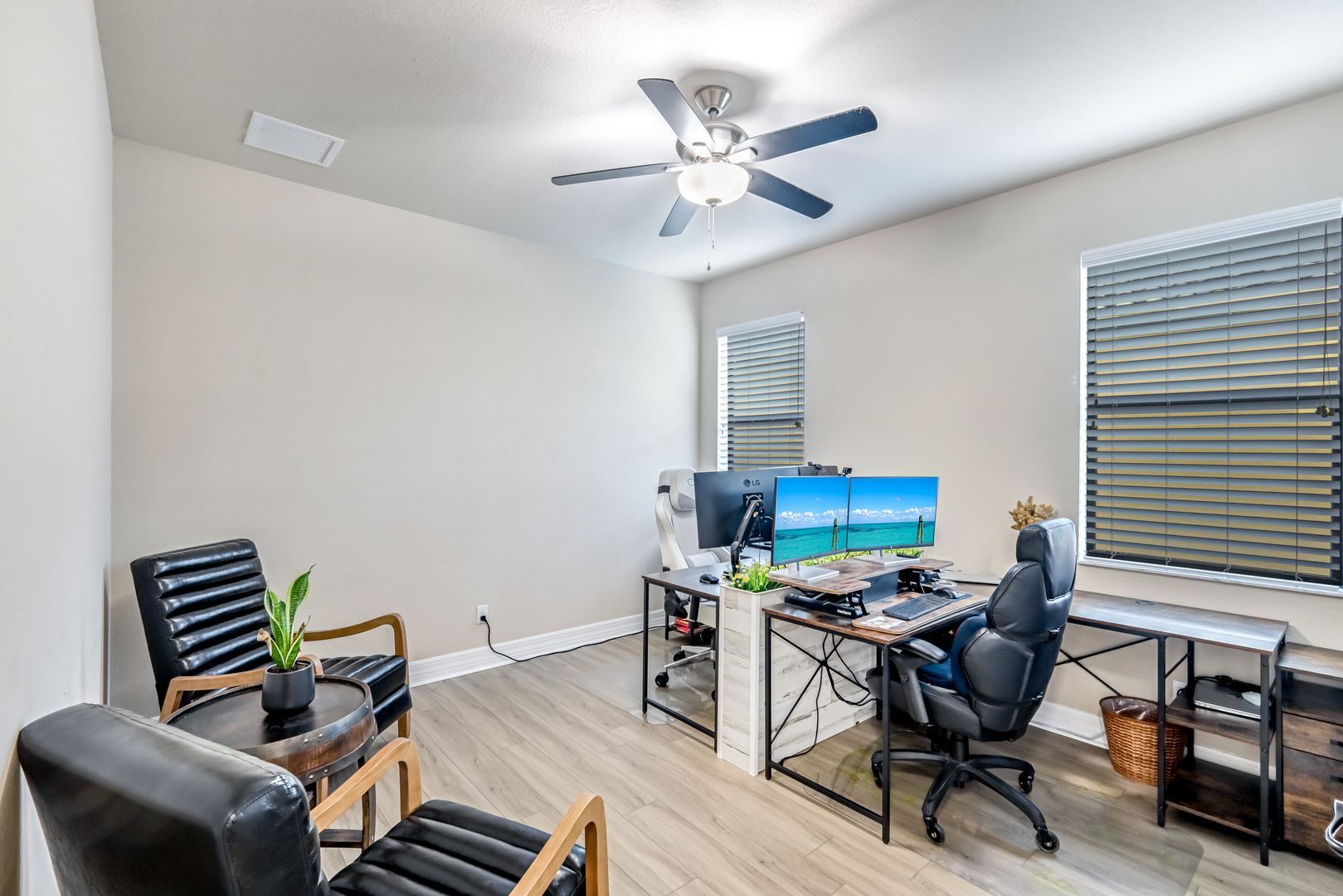 Building Photo - 11732 Meadowrun Cir