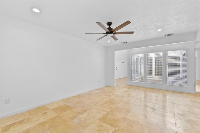Building Photo - 13726 Wickersham Ln