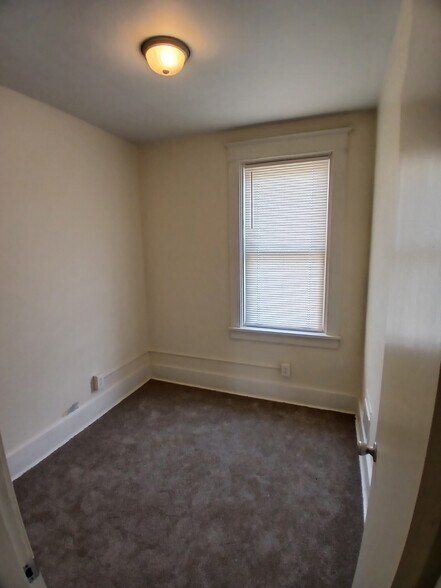 Office or playroom - 133 W 13th Ave
