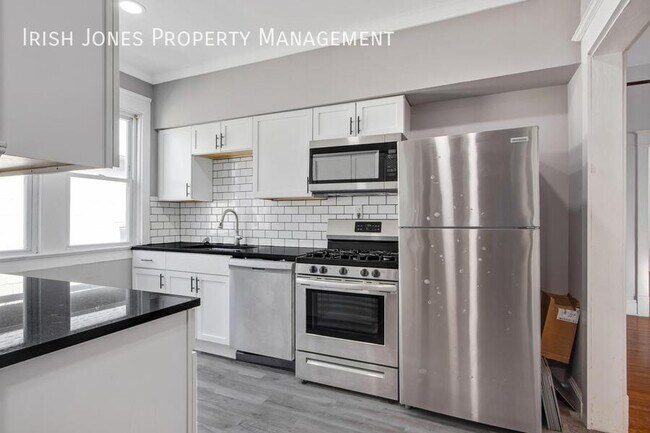 Building Photo - 796 Columbus Pkwy