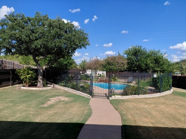 Building Photo - 1846 Sandpiper Dr