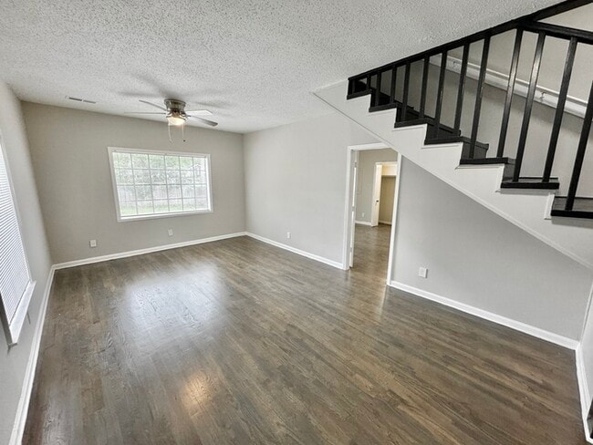 Building Photo - 3557 Kearney Ave