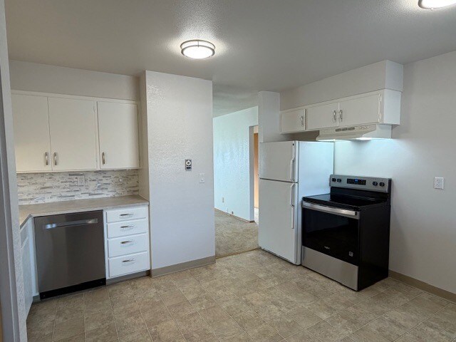 Building Photo - 4601 Englewood Ave