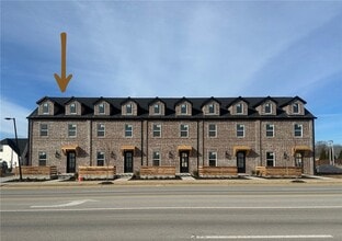 Building Photo - 5910 S Bellview Rd