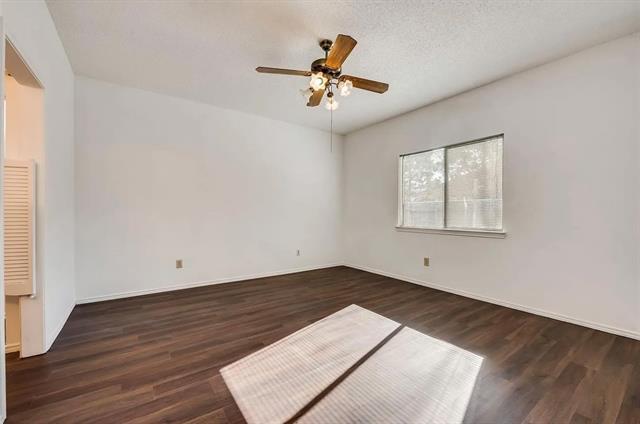 Building Photo - 812 Melville Dr