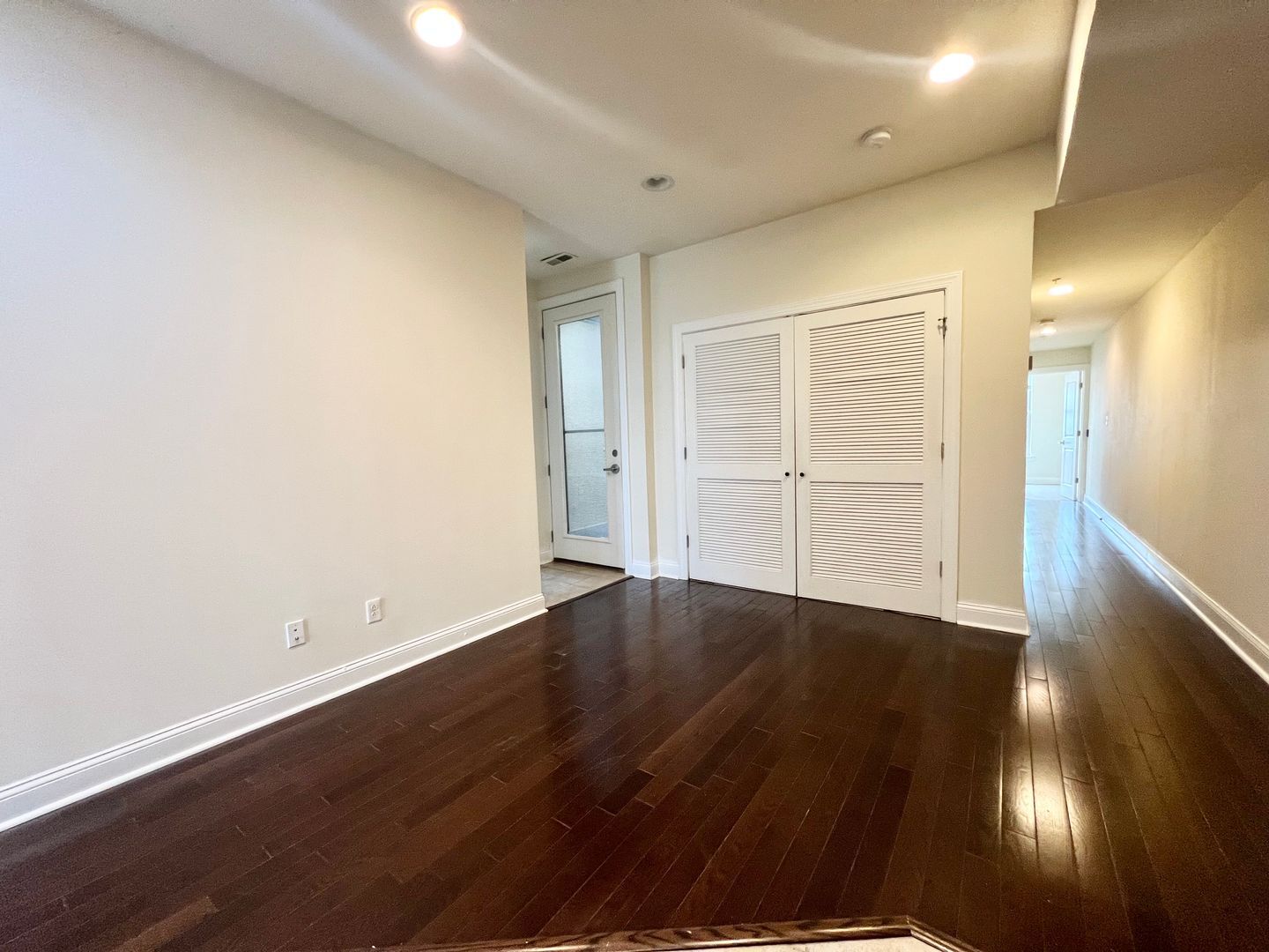 Building Photo - 1814 N 16th St