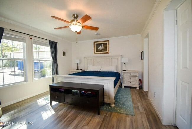 Building Photo - 204 Lakeview Dr