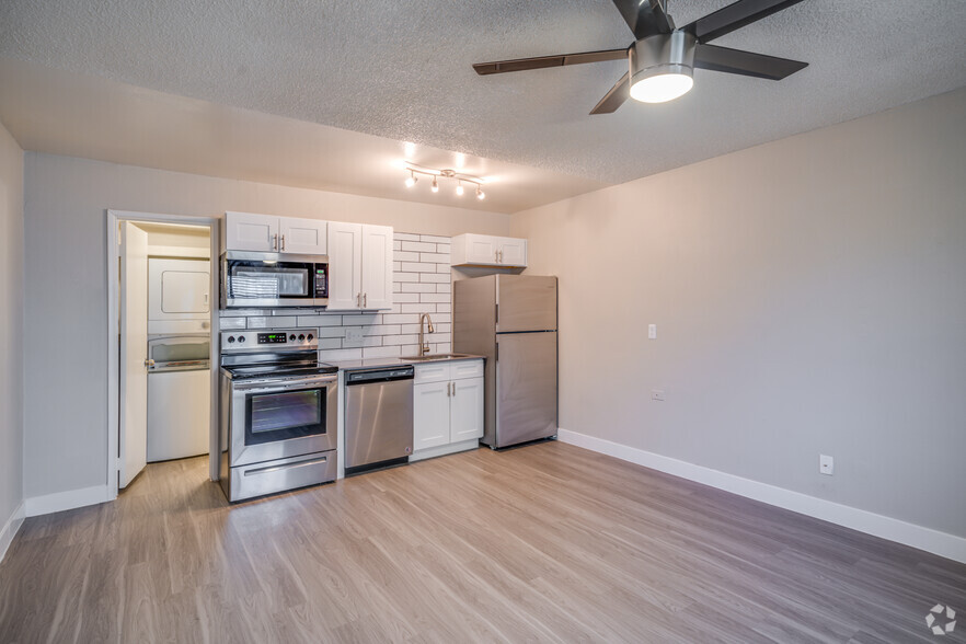 STUDIO, 1 BA - 327 SF - Artisan at Downtown Chandler