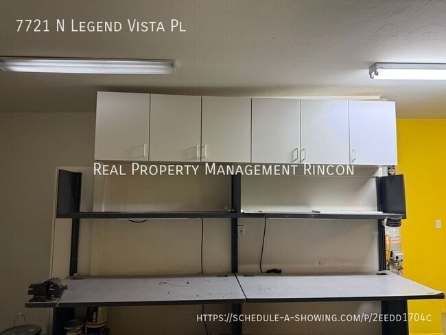 Building Photo - 7721 Legend Vista Pl