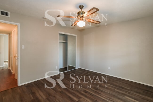 Building Photo - At Last, This Is What You Have Been Searching For!