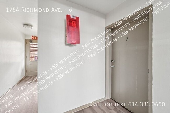 Building Photo - 1754 Richmond Ave