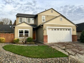 Building Photo - Stunning 3BD  Lake Shore Home with Office and Loft Area!  Gorgeous Finishes!