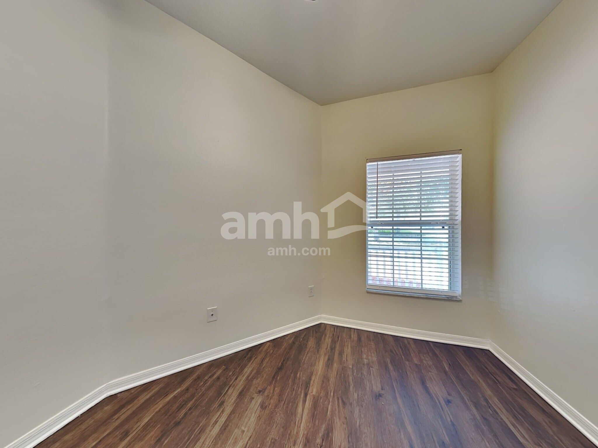 Building Photo - 18534 Kentisbury Ct