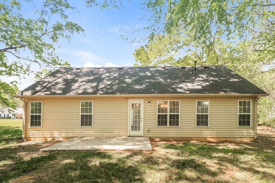 Building Photo - 75 Pooles Bend Ct