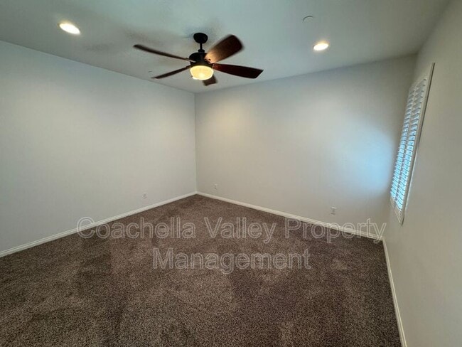 Building Photo - 74049 Kingston Ct W