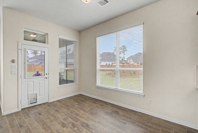 Building Photo - 15404 Bicknells Thrush Ct