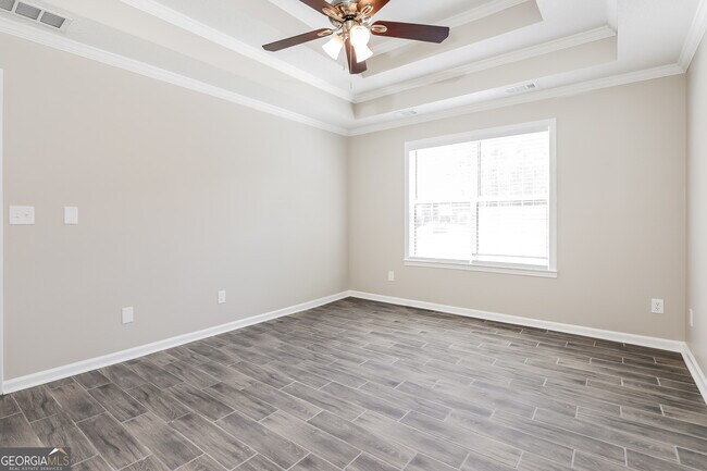 Building Photo - 165 Sawgrass Way