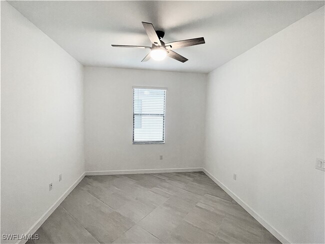 Building Photo - 11155 Canopy Loop