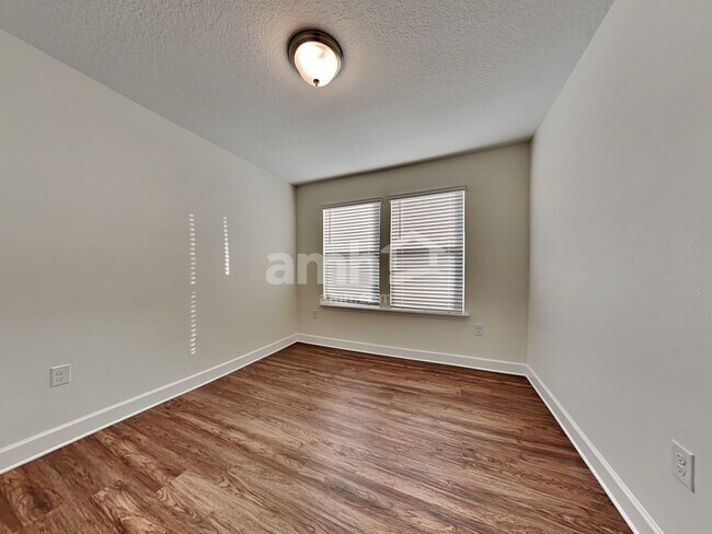 Building Photo - 1247 Tan Tara Trl