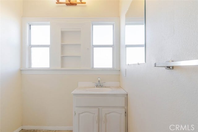 Building Photo - 2446 Cincinnati St